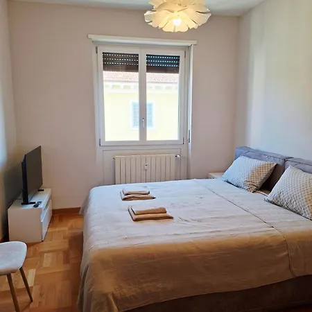 Via Italia Centro Maison d'hôtes Biella