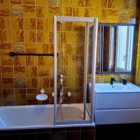 ゲストハウス Via Italia Centro ビエッラ