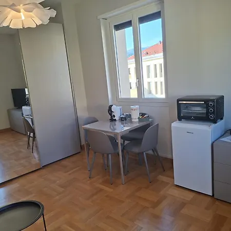 Guest house Via Italia Centro 3*