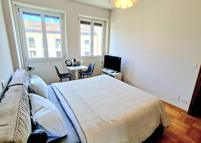 Гостевой дом Via Italia Centro 3*